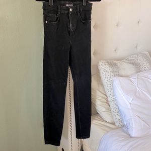Zara jeans size 6